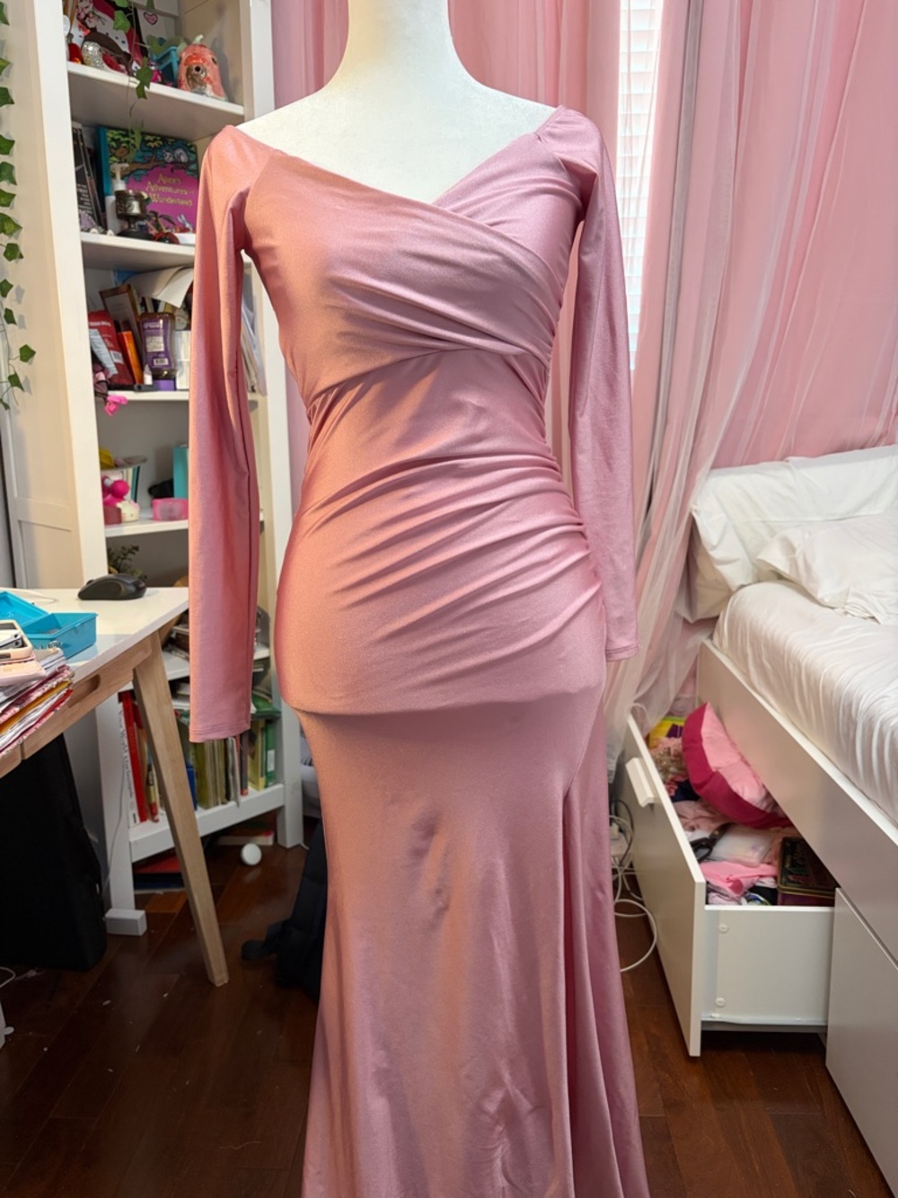 Women's Pink Long Sleeve satin Maxi Dress